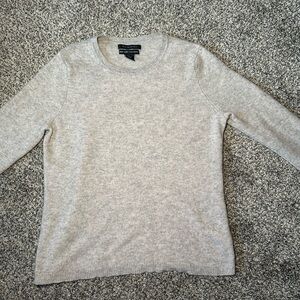 Tahari Pure Luxe 100% cashmere sweater